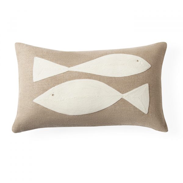 biarritz_fish_pillow_a_8b6591ea-eb3f-442e-af57-0713c8d04f00