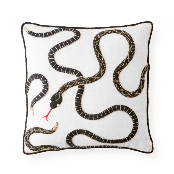 eden_embroidered_pillow_a_8698529b-84d3-4d27-ae8d-071b6e037314