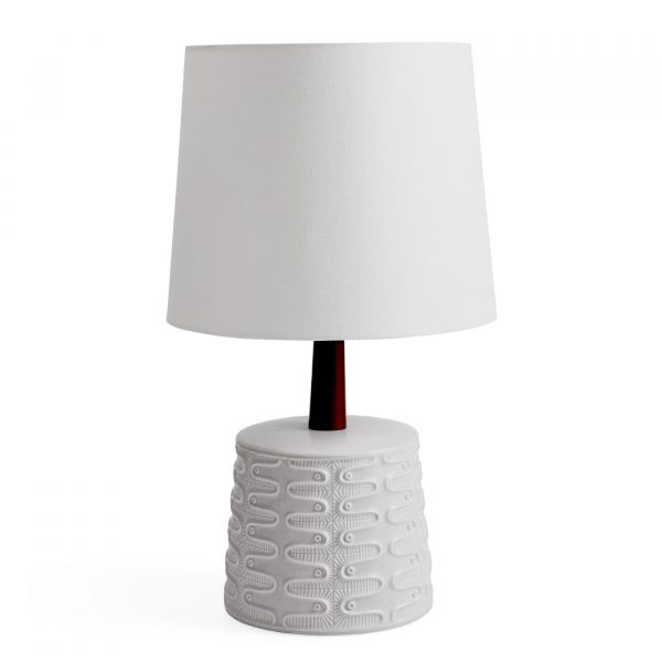 loop-tiled_table-lamp_a_e8396e8e-5542-480c-b1fd-542d8259e818