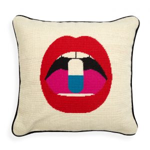needlepoint_lips_full_dose
