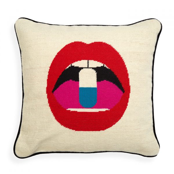 needlepoint_lips_full_dose