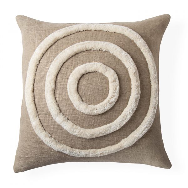 pimlico_bullseye_pillow_gray_a_68a39c24-dcee-4b07-abbb-ecf0057e4a66