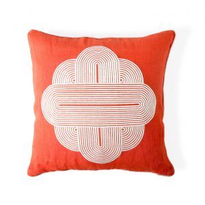 pompidou_medallion_pillow_red_a_f20d631e-ff15-42b4-ab78-ef0b7a21d1fc