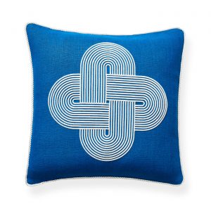pompidou_pillow_plus