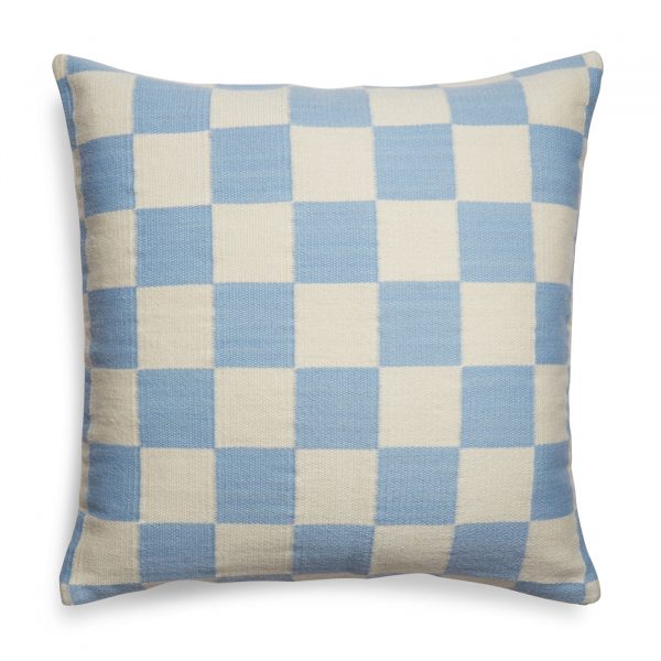 pop_checkerboard_pillow_lb_950bdd01-4901-47c5-9274-5f78412396db