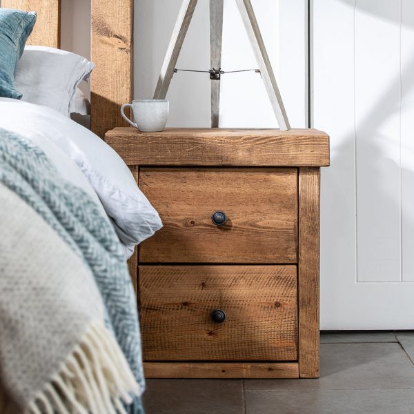 Derwentsolidwoodbedsidetable