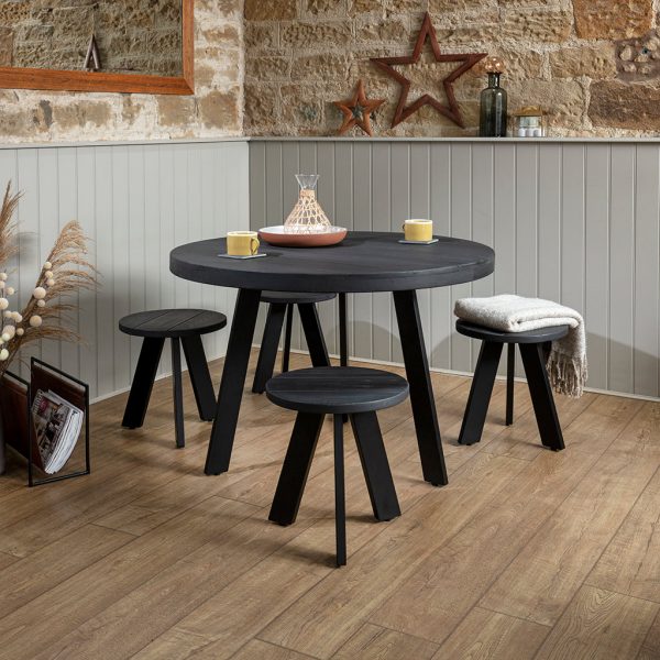HunterRoundDiningTableandStoolssquare_497ad05e-d99c-4b5a-b7e6-87572cbfae55
