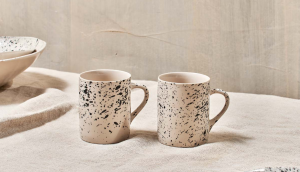 MonochromeMugs-Setof201