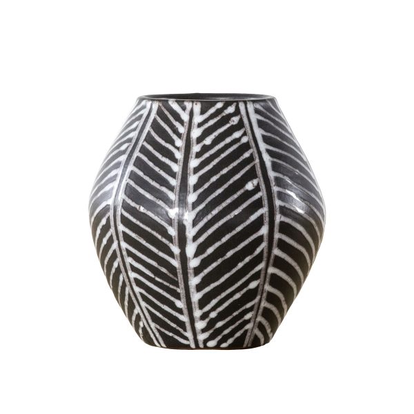 MonochromeOvalVase01
