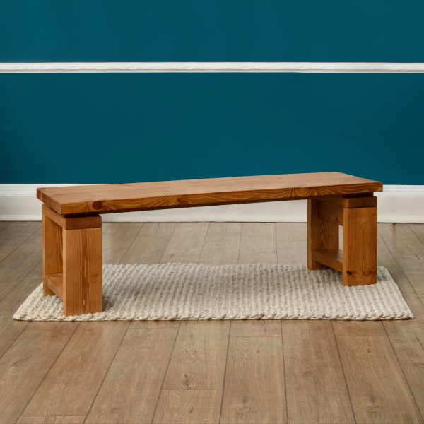 Sandyford_Dining_Benchsquare_f83fa3c4-02af-4be9-90a5-ca04a2d978e6