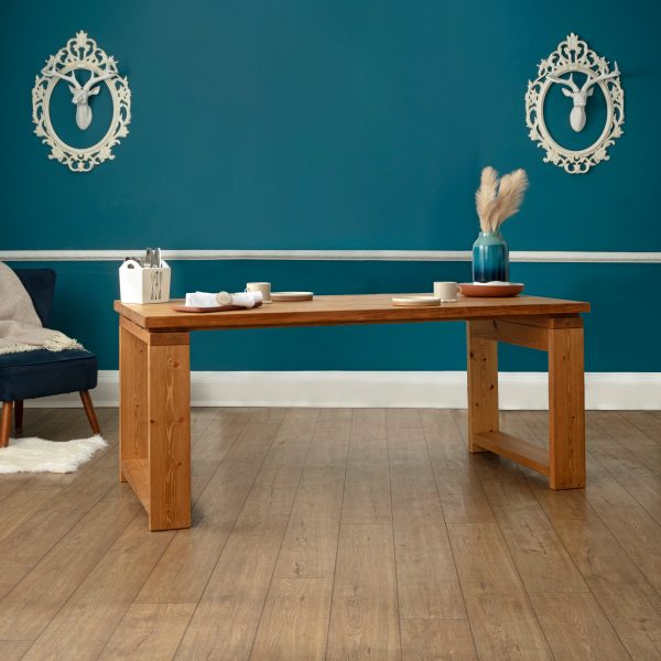 Sandyford_Dining_Tablesquare_f1260946-4d13-4d9e-b1dc-59ed053386ed
