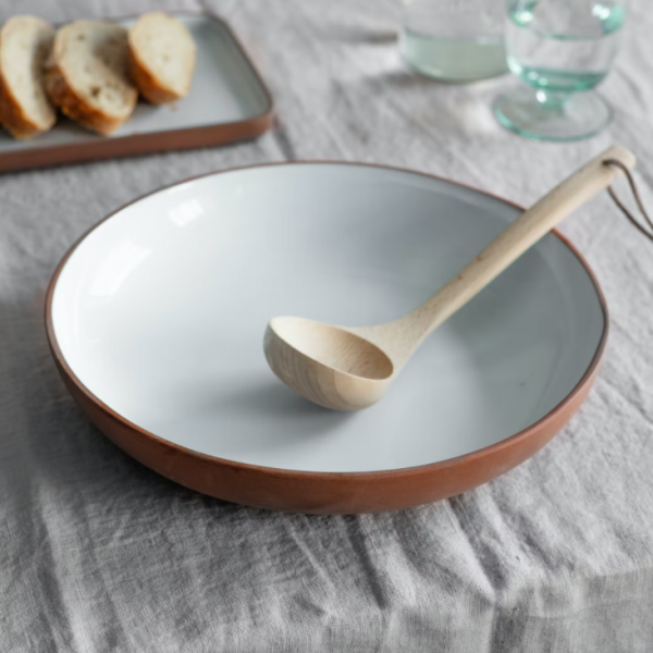 StonewareServingDish01