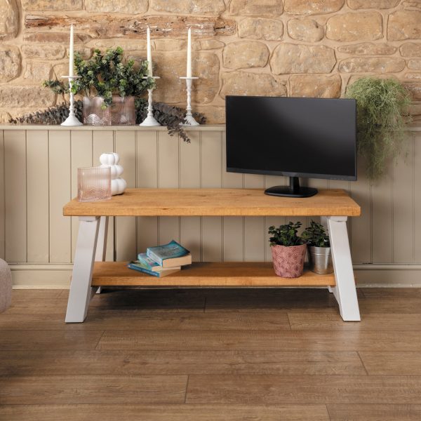 Thornley_Farmhouse_TV_Stand_square