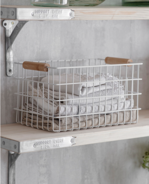 WhiteMetalBasket-Medium-LifestyleShot