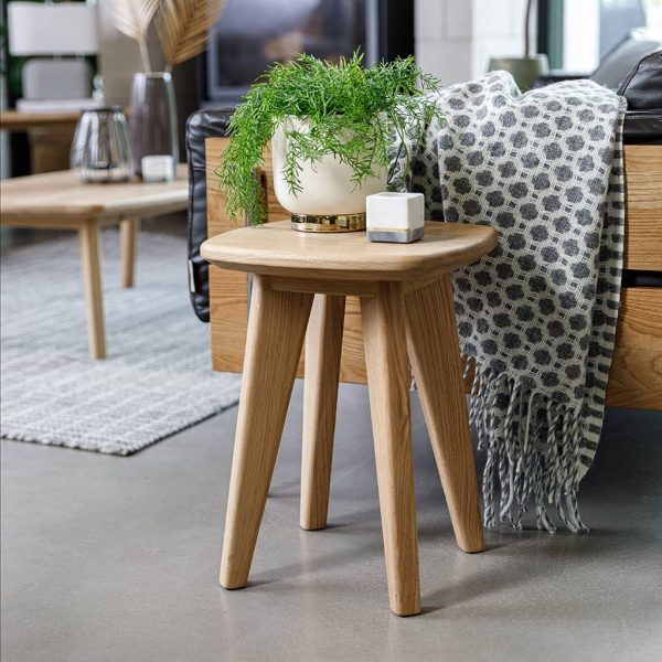 salters-oak-side-table-33857-1-p