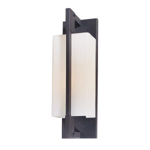 116282-blade-wall-light-1