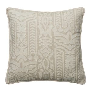 128004-totem-ivory-sml-medici-chalk