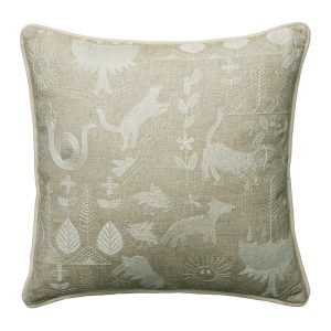128020-scout-ivory-with-medici-piping-sml