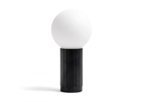 4004531009000_turn-on_black_02_1