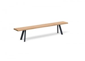 4_1400x1000_angled_220cm_blonde_oiled_oak_filled_natural_edge