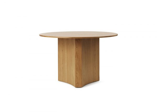 608203_bue_table_oak_01-5000x3125-58118bed-f57e-4d57-b985-11b92f9d5131
