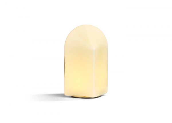ab690-b523-ah47_parade_table_lamp_240_shell_white_on_1