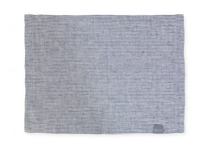 b_l_blue-stripe-table-linen-2_12_1
