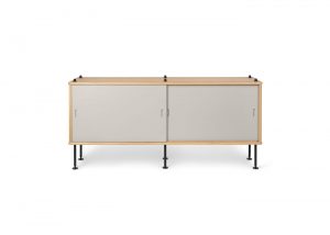b_m_bm0253-shelving-cabinet-oiled-oak-grey-door-14x10_1