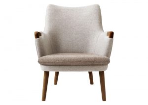 ch71-chair-walnut_safire-004-clay-12-2_1
