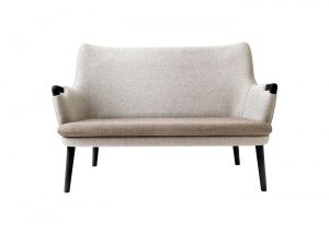 ch72-sofa-oak-black-shell-saffire-007-_-clay-012-2_1