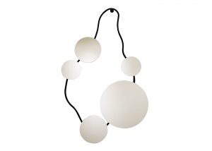 mirror-wall-jewellery