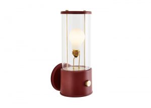muse-wall-lamp_pomona_on_white_1