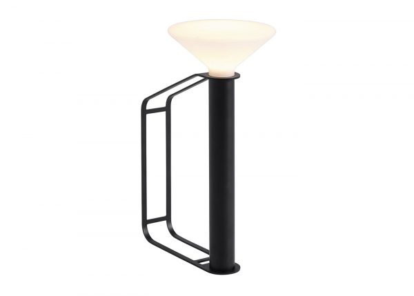 piton-portable-lamp-black-muuto-6192x6192-org_-150-1