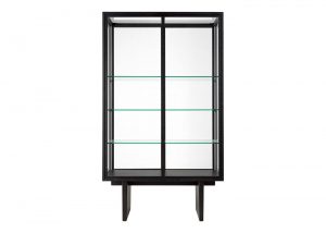 private_vitrine_front