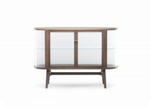 s_o_solo-sideboard-oak-front-14x10_1