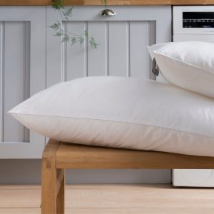 spundown_pillow_lifestyle_3