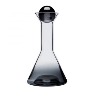 tank-wine-decanter-2