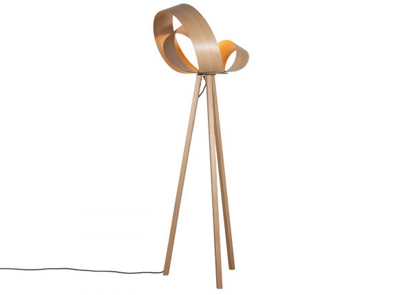 tr-verso-floorlight-oak-ps_1