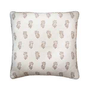 1094778-thyme-twig-fb-daisy-twig-p-cushion-med