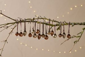 Adisa-Bauble-Jar-Antique-Gold-Rust-Set-of-16-nkuku
