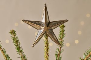 Bakara-Star-Tree-Topper-Antique-Brass-nkuku