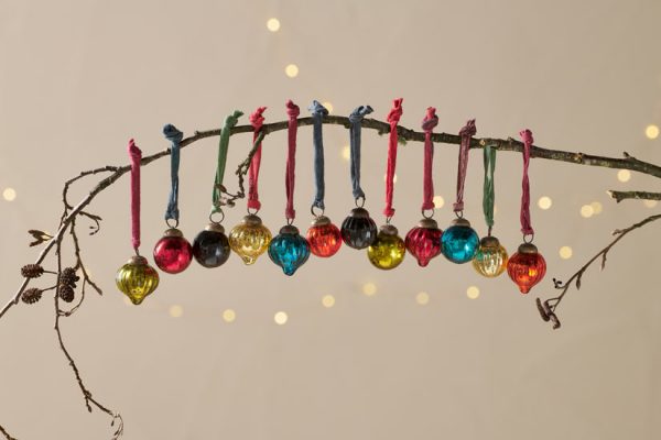 Dew-Drop-Baubles-Mixed-Antique-Set-of-12-nkuku