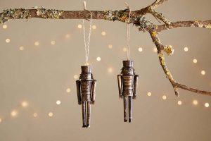 IB740-IB7401-ImayNutcrackerBaubles-setof2-nkuku-1