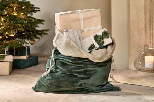 Karru-Cotton-Velvet-Sack-Forest-Green-nkuku