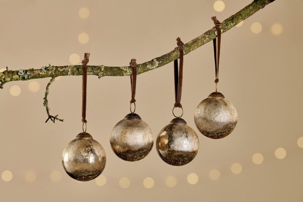 Konara-Baubles-Gold-Crackle-Set-of-4-nkuku