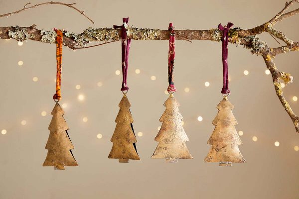 MB94-MB9401-MishtiTreeBaubles-_setof4_-nkuku-1