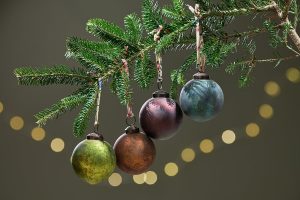 Oko-Baubles-Set-of-4-nkuku