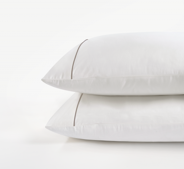 STANDARDPILLOWCASEStaupe3_da1458ae-9c10-4c35-a867-f7f7158f9ba7
