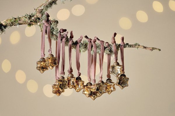 Sardi-Star-Baubles-Gold-Set-of-12-nkuku_1d757b1b-3c29-4ff9-89e3-ed47f649ec2a