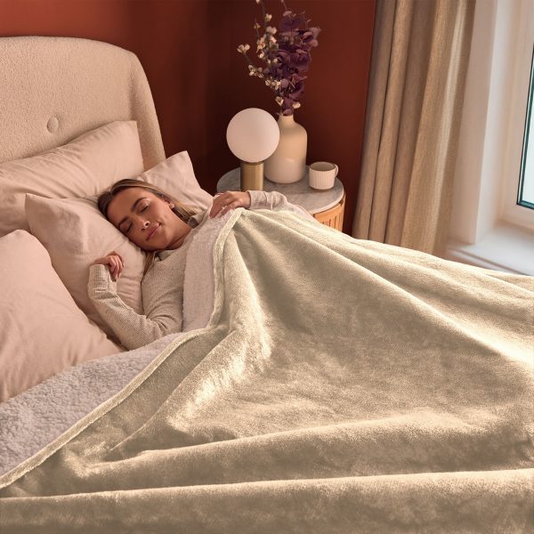 hg_self_heating_blanket_natural_3